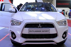 Xe ôtô Mitsubishi Outlander Sport "vua ế" tại Việt Nam